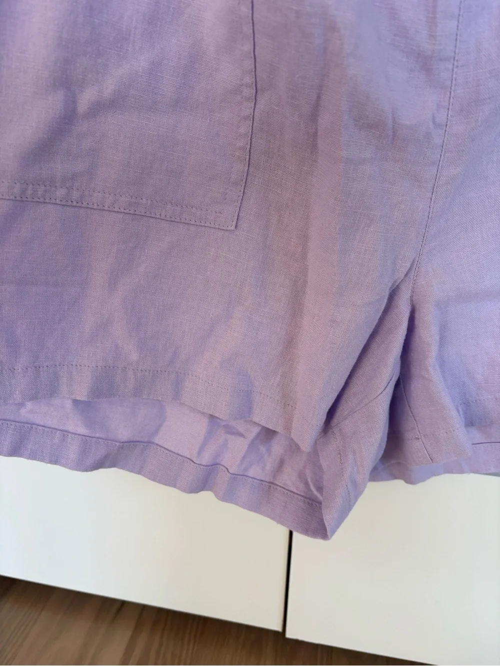 New J Crew Lilac Women’s Elastic-Waist Linen Shorts. Size LARGE